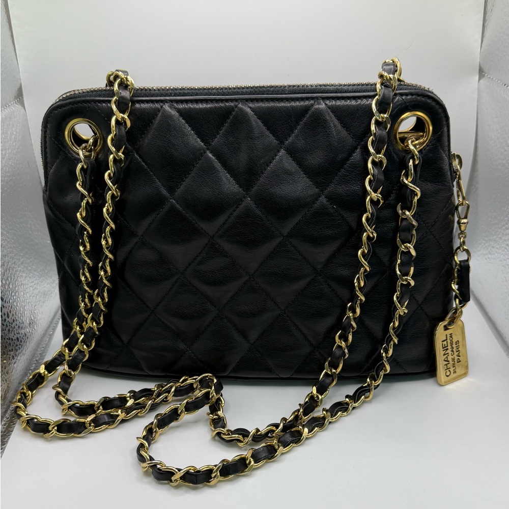 Chanel Dome 24 kt plated Vintage Shoulder Bag - Picture 2 of 15